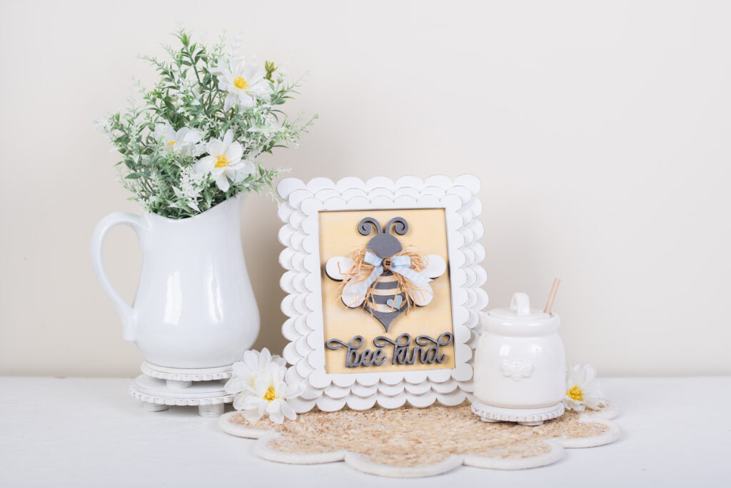 Three Layer Scallop Frame