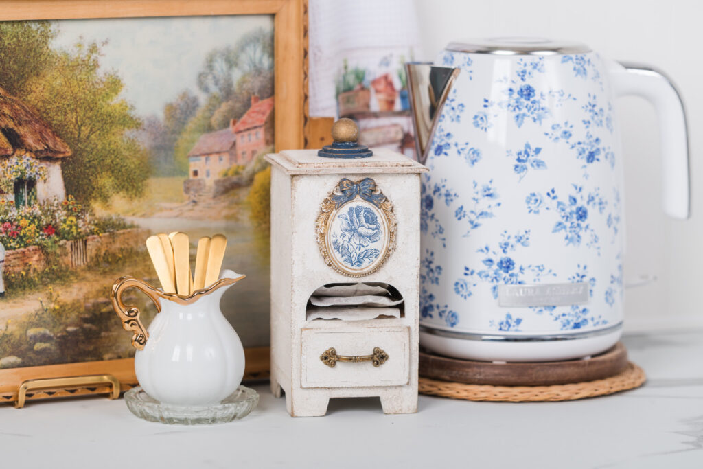 DIY Timeworn Tea Box with salt wash and IOD mold detail