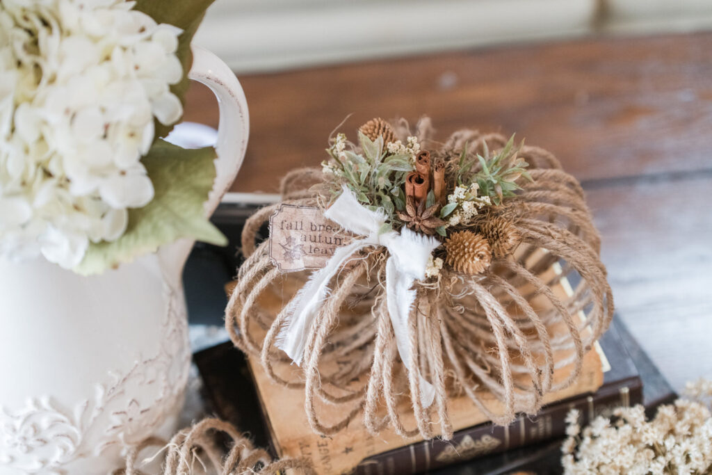 Handmade twine, pumpkin