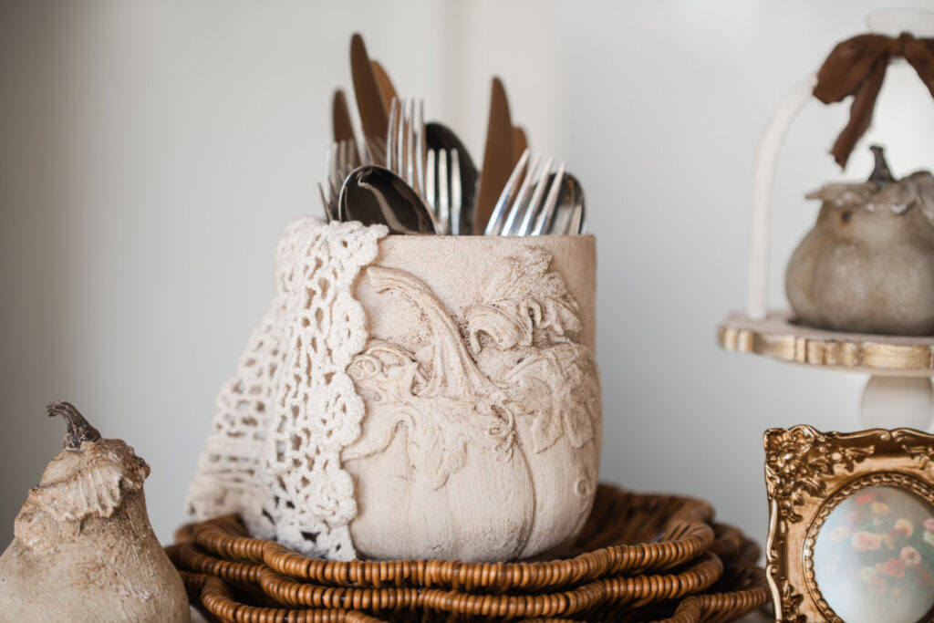 Handcrafted Thanksgiving cutlery holder made with ceramic flower pot and IOD mould