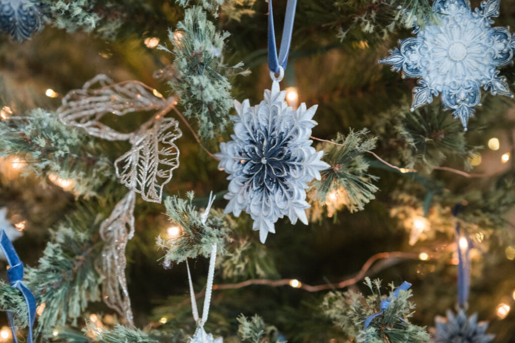 Hand made snowflake ornaments from resin 