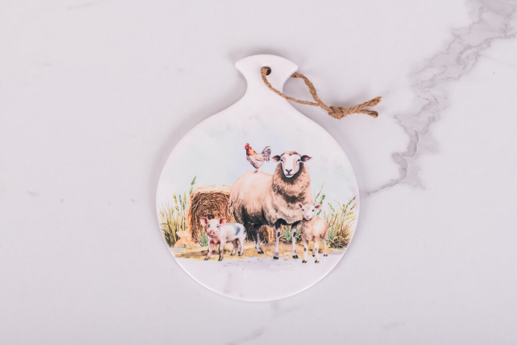 Sheep, pig and rooster trivet