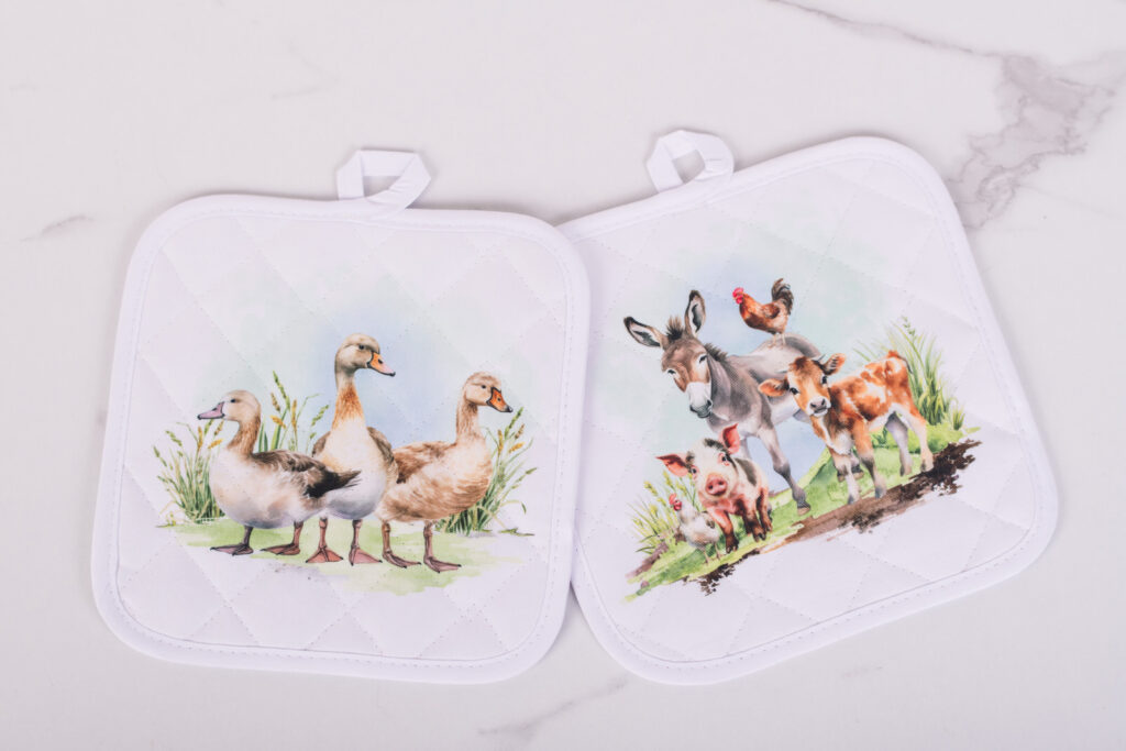 Farmhouse potholders from the Homestead Collection for everyday cooking